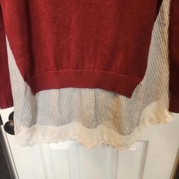 Umgee USA Women's Layered Sweater Top with Lace Trim- Small - Picture 5 of 9